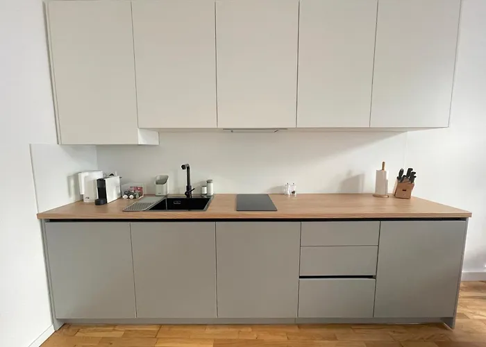 Authentic Apartment Near The City Centre