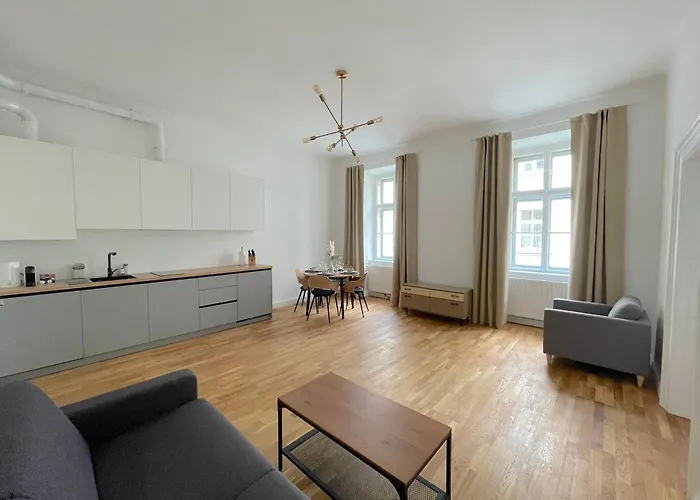 Authentic Apartment Near The City Centre